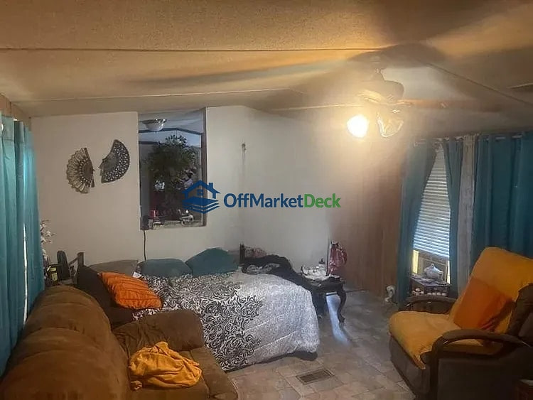 Off-market house in Dalton, Georgia — 3 beds, 1 bath, $100,000 — photo 8 of 8