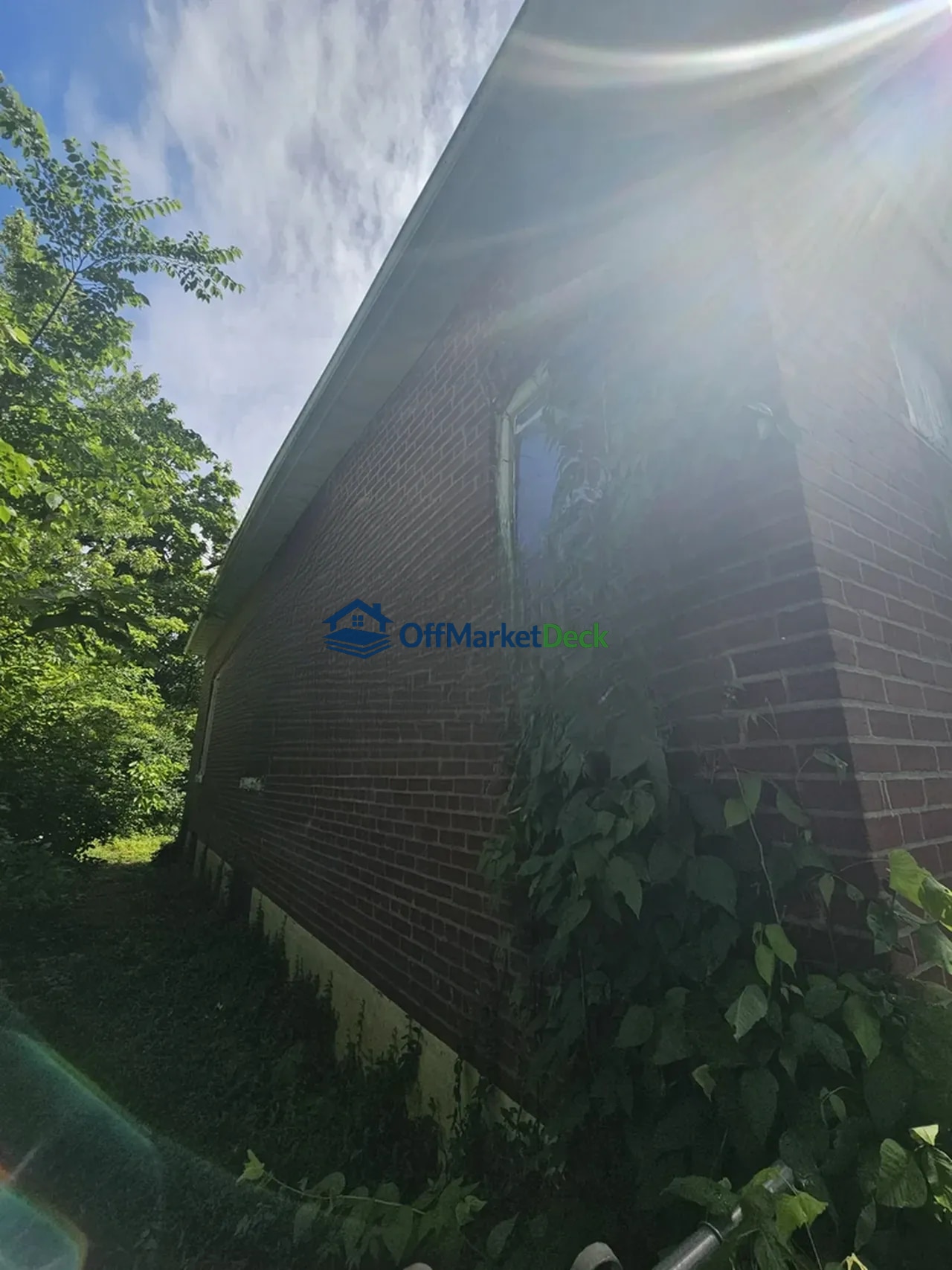 Off-market house in St. Louis, Missouri — 3 beds, 1 bath, $14,900 — photo 3 of 8