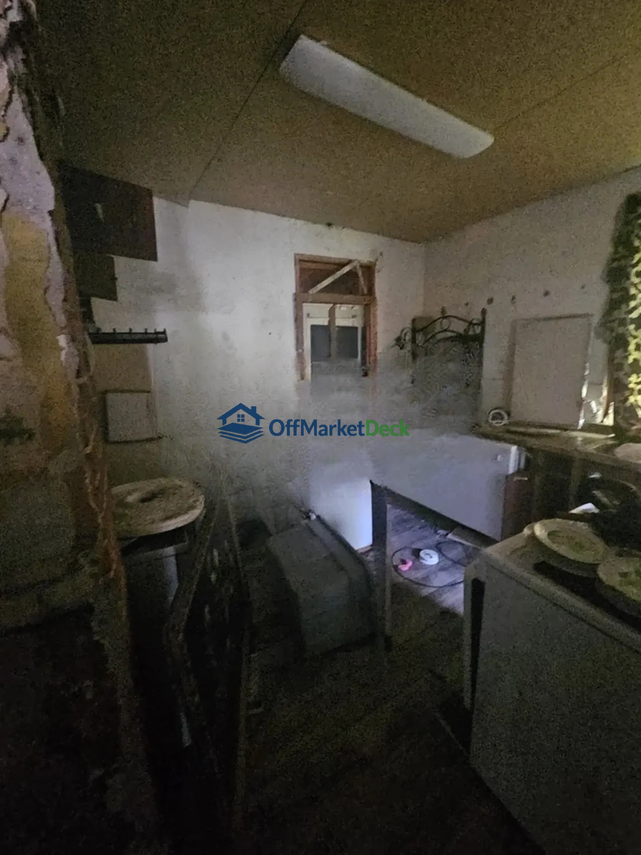 Off-market house in St. Louis, Missouri — 3 beds, 1 bath, $14,900 — photo 4 of 8