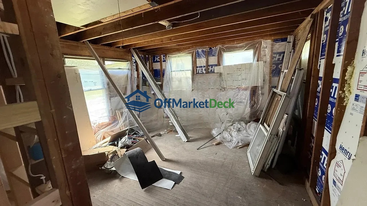 Off-market house in St. Louis, Missouri — 2 beds, 1 bath, $31,900 — photo 8 of 8