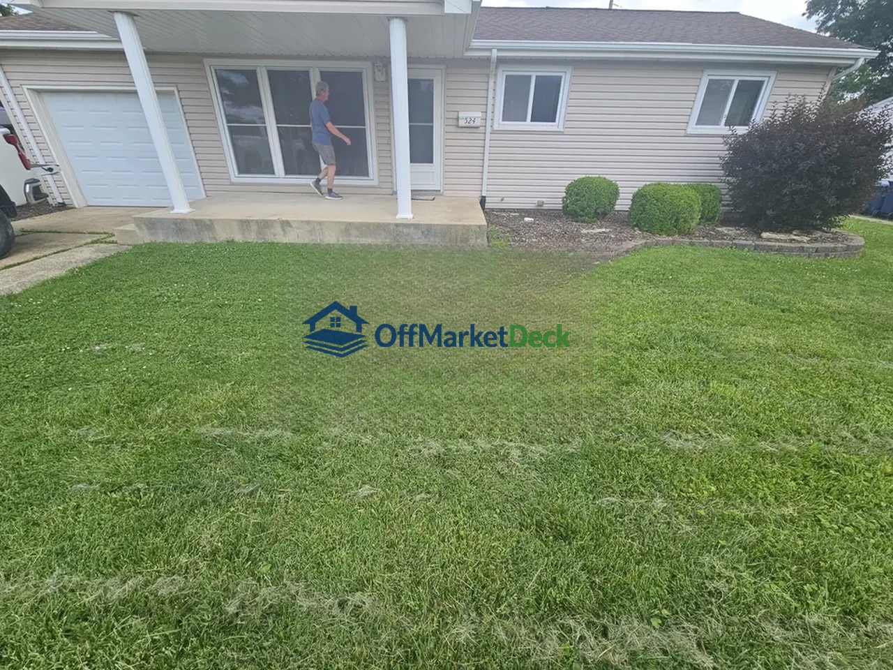 Off-market house in Wentzville, Missouri — 3 beds, 2 baths, $189,900 — photo 5 of 8