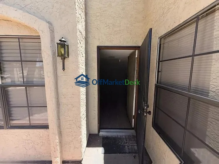 Off-market house in Mesa, Arizona — 2 beds, 2 baths, $179,990 — photo 2 of 8