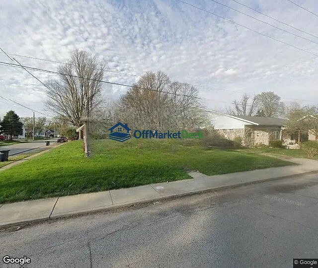 Off-market house in Frankfort, Indiana — 2 beds, 1 bath, $59,900 — photo 3 of 3