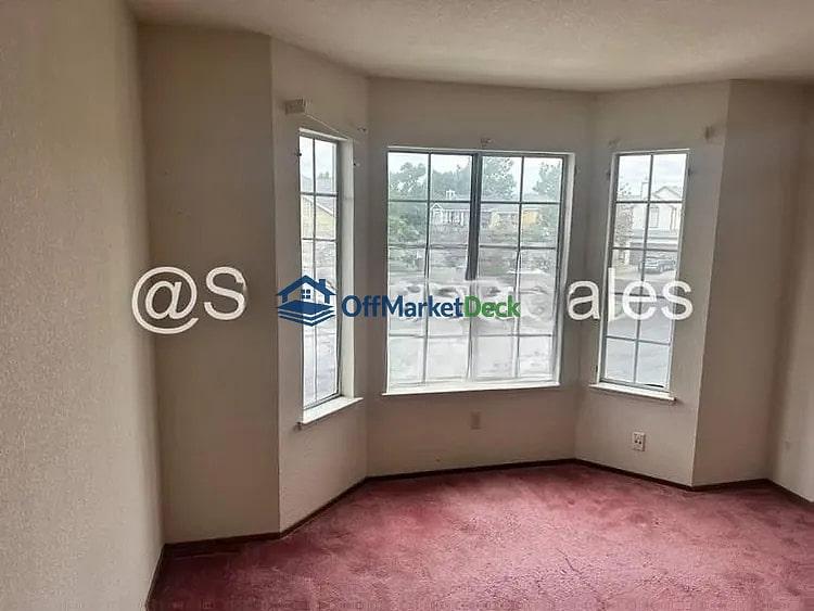 Off-market house in Suisun City, California — 3 beds, 2 baths, $435,000 — photo 7 of 8