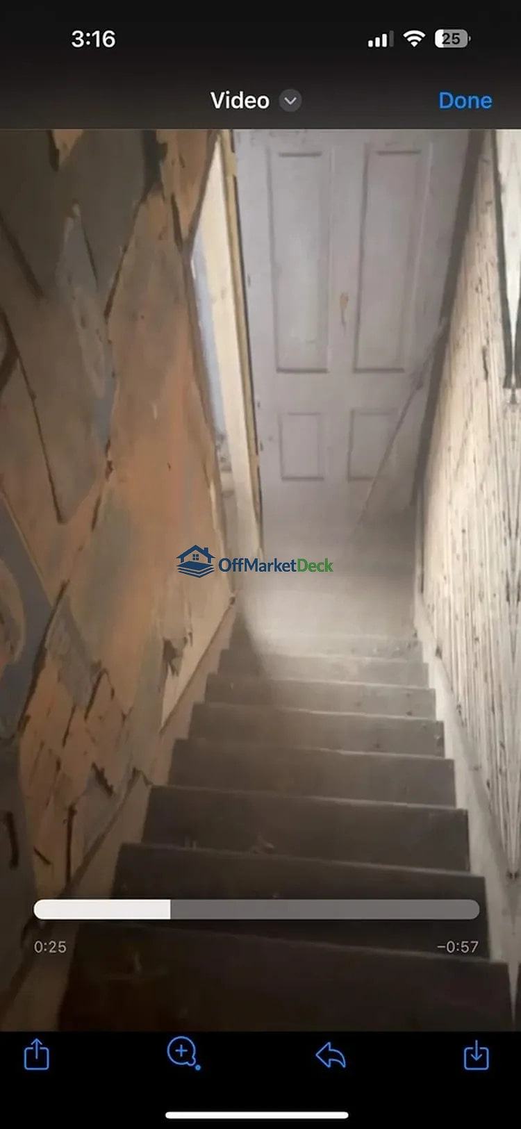 Off-market house in Shamokin, Pennsylvania — 3 beds, 1 bath, $20,000 — photo 3 of 8