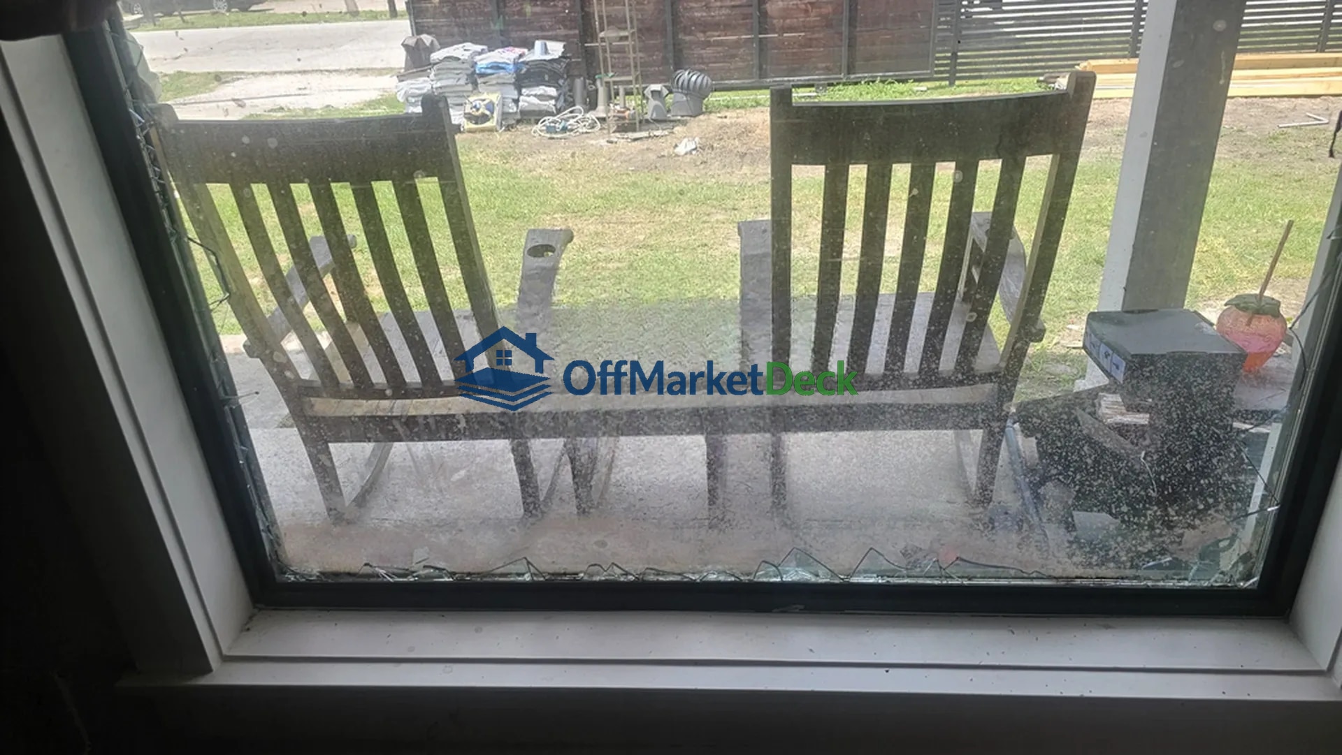 Off-market house in Houston, Texas — 3 beds, 2 baths, $197,000 — photo 4 of 8