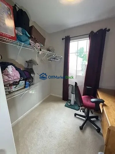 Off-market townhome in Kansas City, Missouri — 2 beds, 2 baths, $117,900 — photo 7 of 8