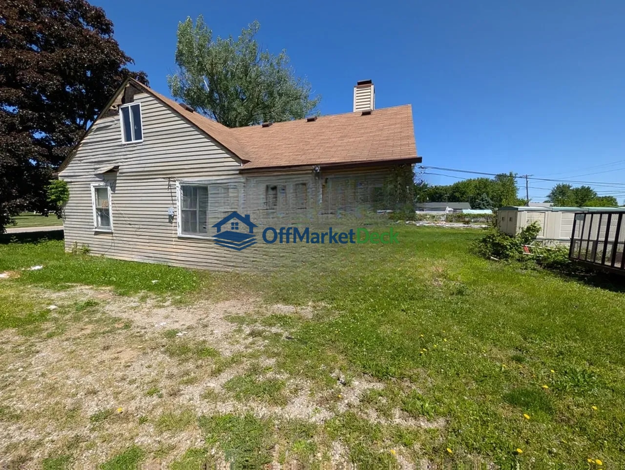 Off-market house in Trenton, Michigan — 2 beds, 1 bath, $49,900