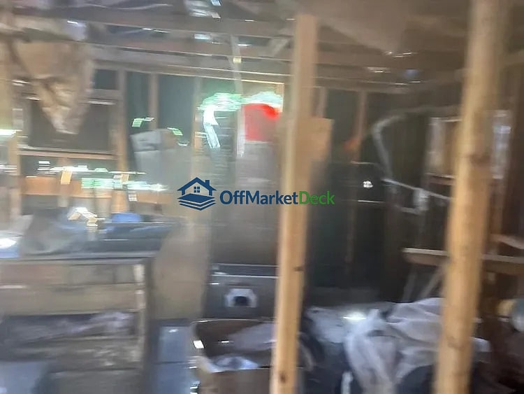 Off-market house in Globe, Arizona — 1 bed, 1 bath, $12,500 — photo 5 of 8