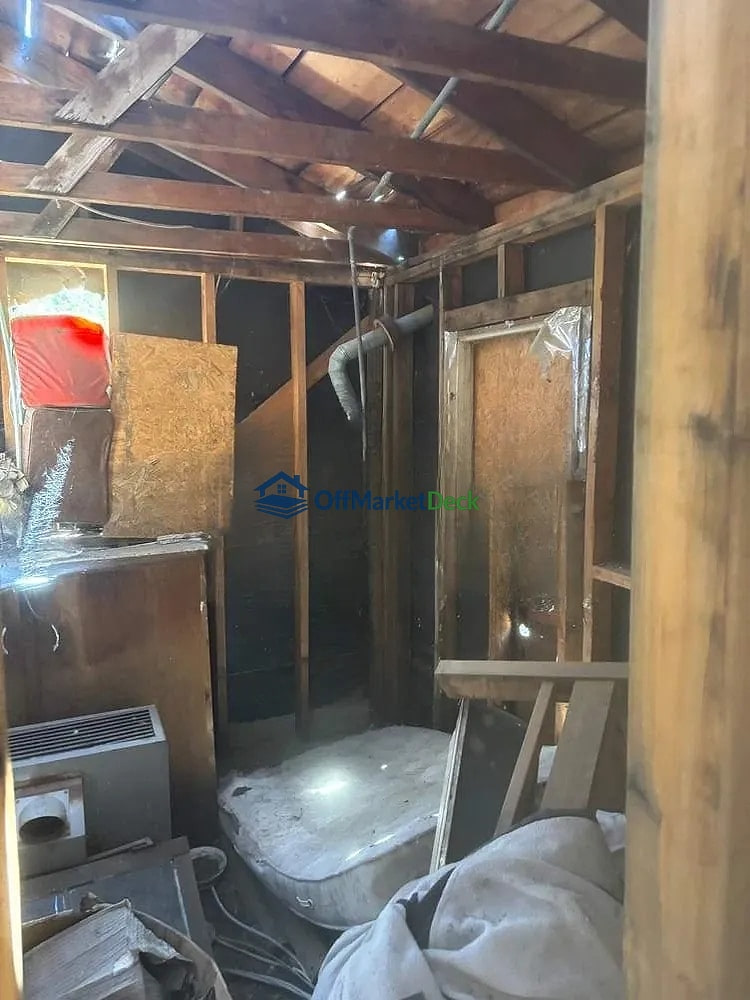 Off-market house in Globe, Arizona — 1 bed, 1 bath, $12,500 — photo 2 of 8