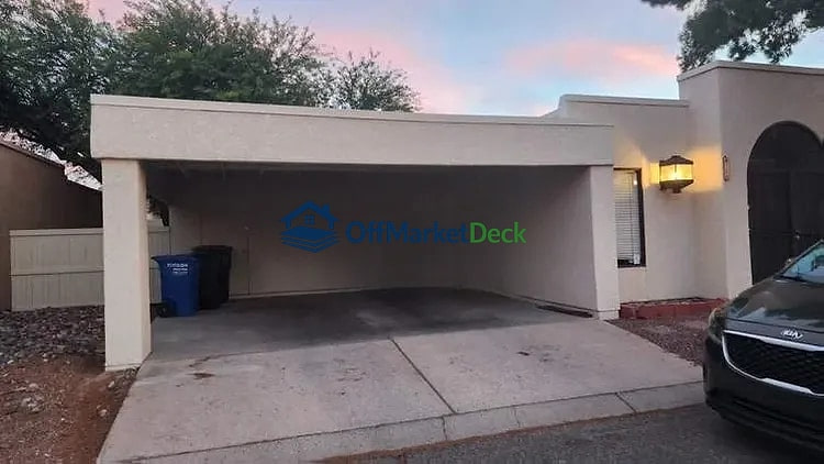 Off-market house in Tucson, Arizona — 4 beds, 2 baths, $209,900 — photo 6 of 8