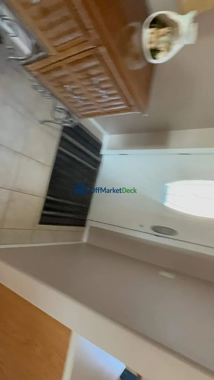 Off-market house in Surprise, Arizona — 3 beds, 2 baths, $299,900 — photo 6 of 8
