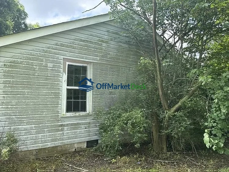 Off-market house in Boaz, Alabama — 3 beds, 1 bath, $67,250 — photo 8 of 8
