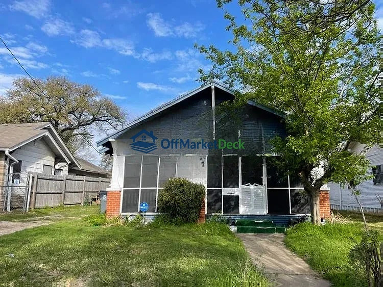 Off-market house in Dallas, Texas — 3 beds, 2.5 baths, $100,000