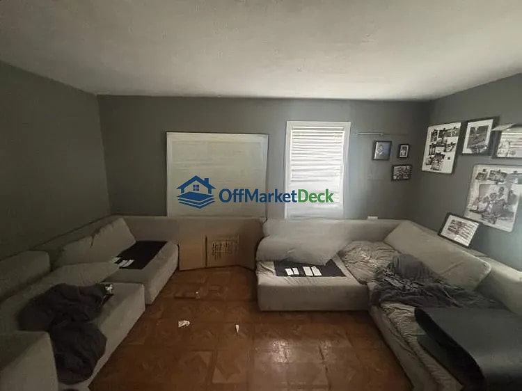 Off-market house in Jackson, Mississippi — 3 beds, 1 bath, $57,000 — photo 2 of 8