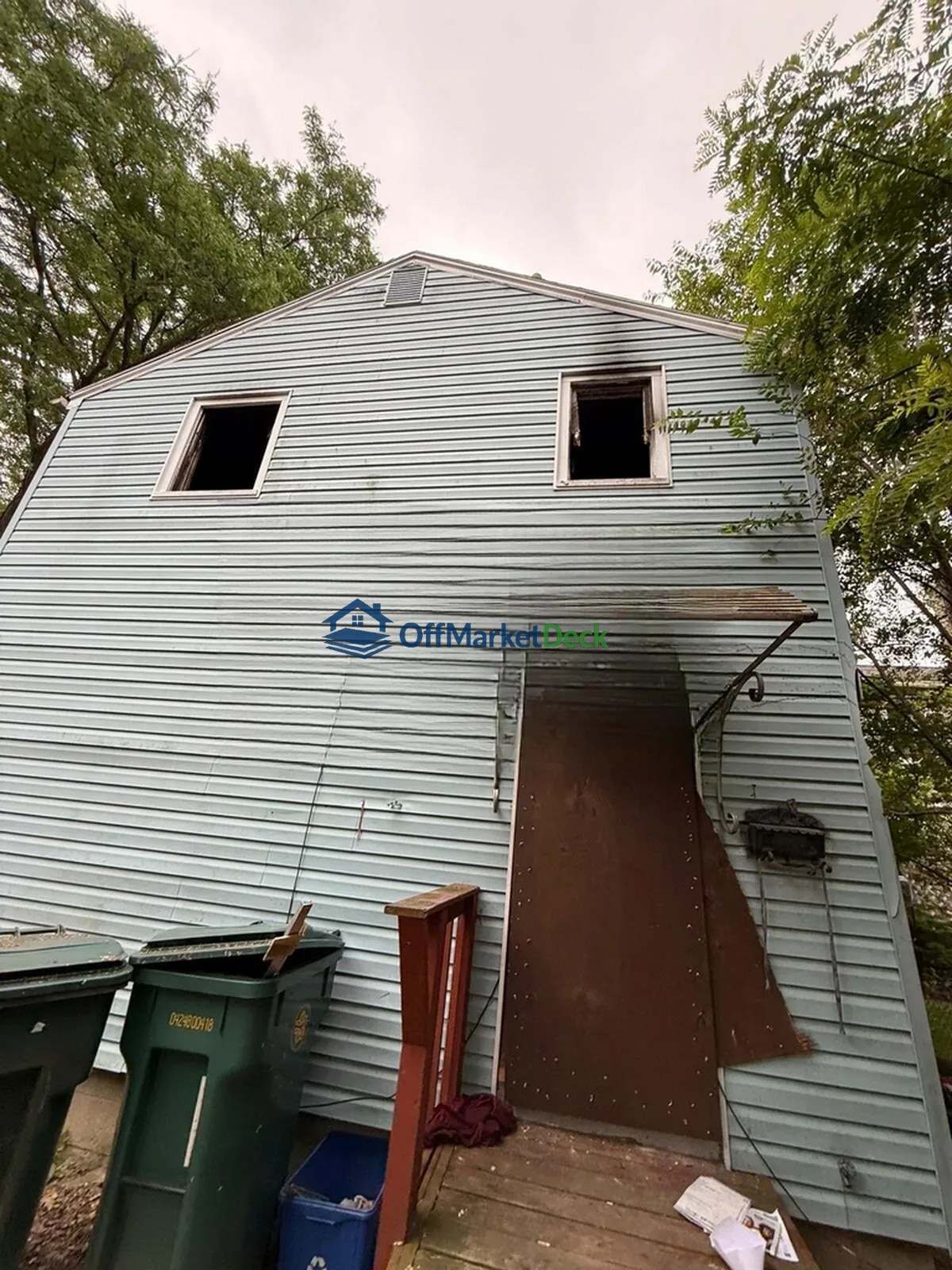 Off-market house in Rochester, New York — 3 beds, 1 bath, $43,900 — photo 2 of 8