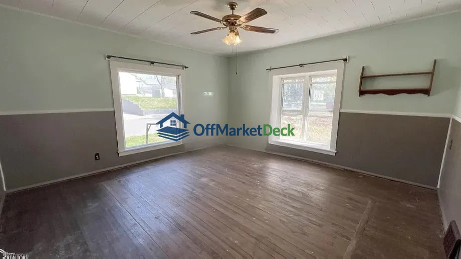 Off-market house in Nora Springs, Iowa — 3 beds, 1.5 baths, $85,000 — photo 7 of 8