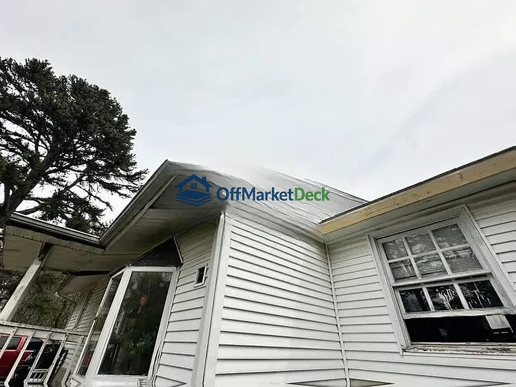 Off-market house in Freetown, Indiana — 3 beds, 1 bath, $89,800 — photo 6 of 8