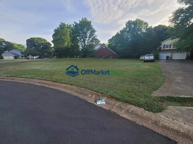 Off-market house in Palmetto, Georgia — 3 beds, 3 baths, $188,000