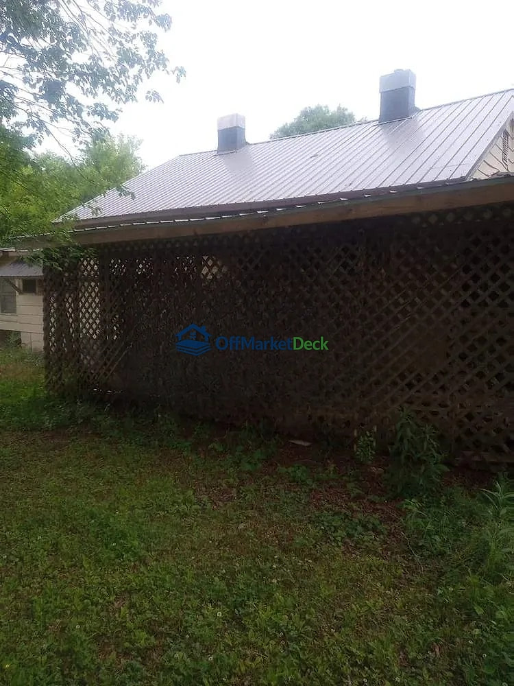 Off-market house in Summerville, Georgia — 2 beds, 1 bath, $68,500 — photo 6 of 8