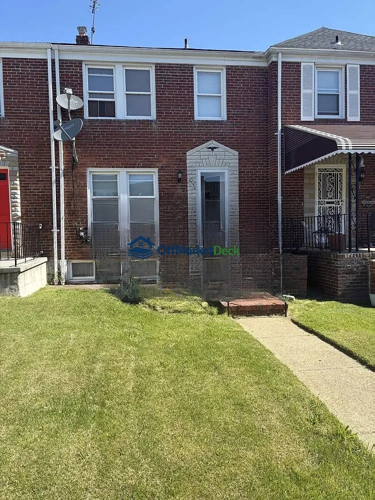 Off-market house in Baltimore, Maryland — 3 beds, 2 baths, $144,800 — photo 2 of 8