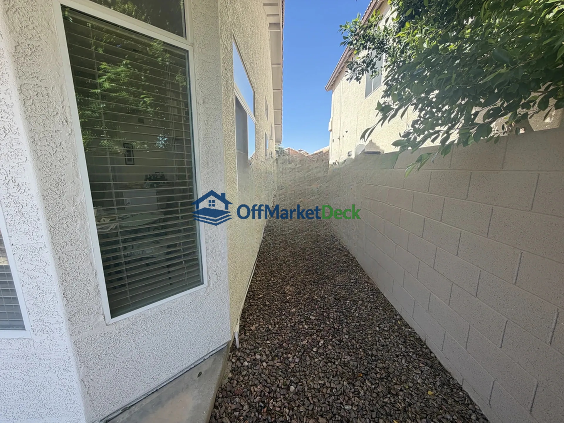 Off-market house in Goodyear, Arizona — 3 beds, 2 baths, $354,990 — photo 6 of 8