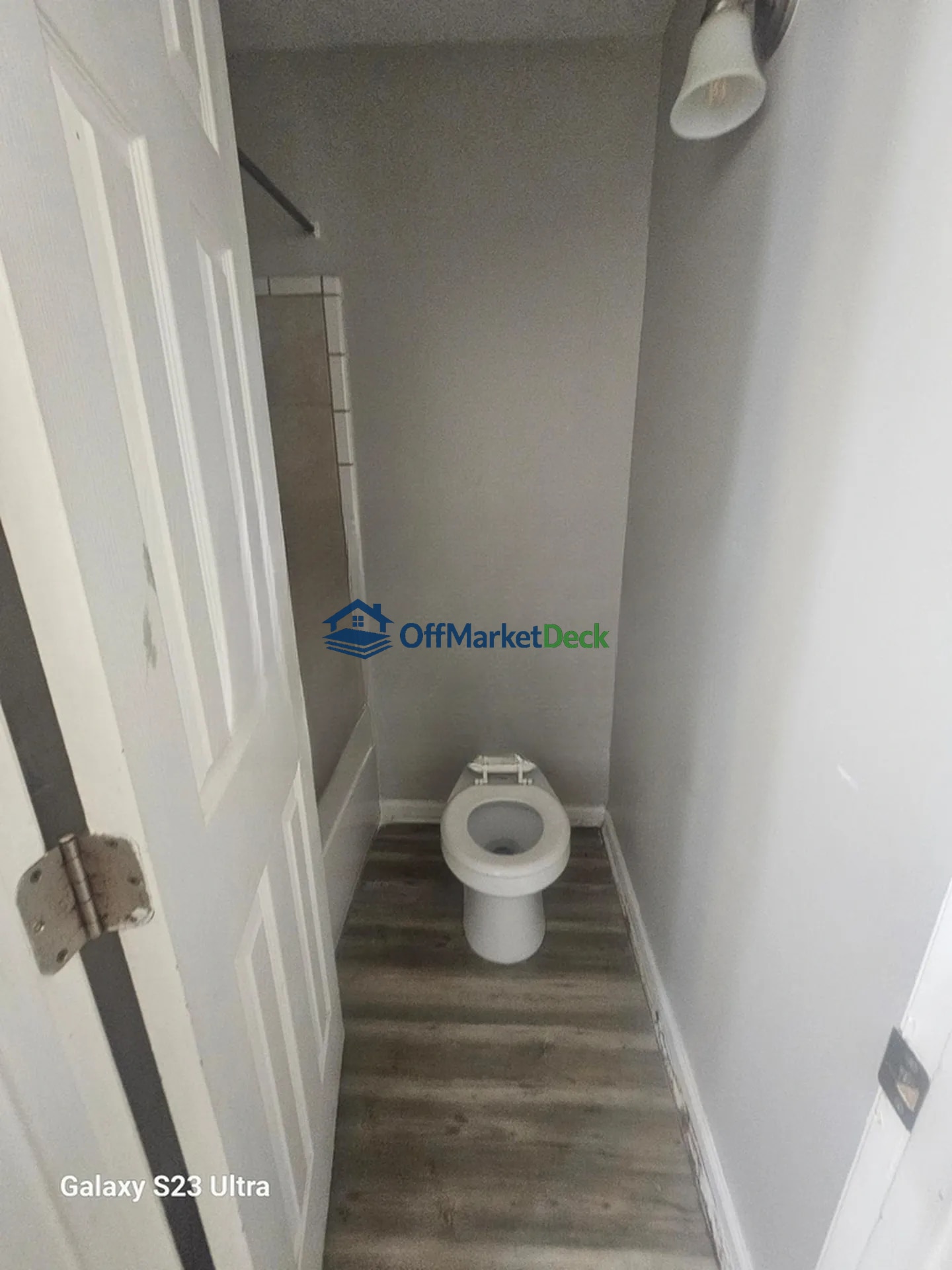 Off-market condo in Nashville, Tennessee — 2 beds, 2 baths, $90,000 — photo 5 of 8
