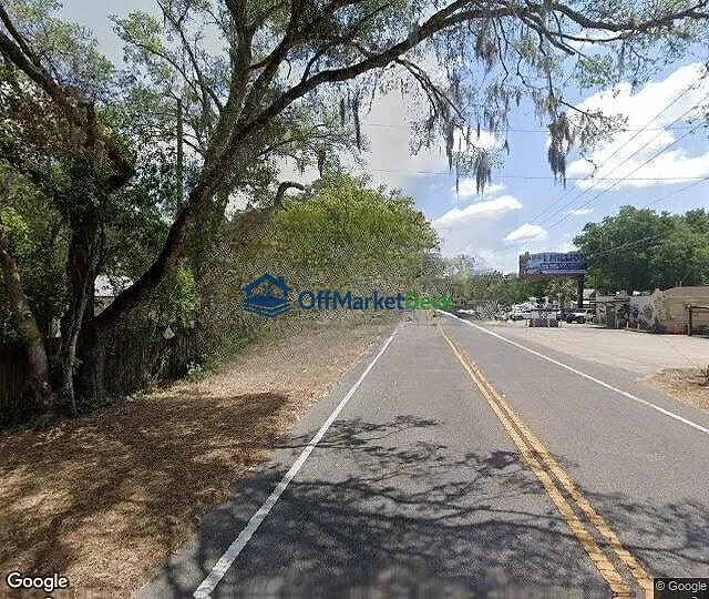 Off-market house in Sorrento, Florida — 3 beds, 2 baths, $230,000