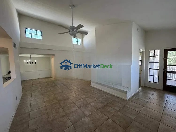 Off-market house in Scottsdale, Arizona — 2 beds, 2 baths, $425,000