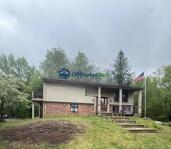 Off-market house in Pemberton, New Jersey — 4 beds, 2 baths, $349,000