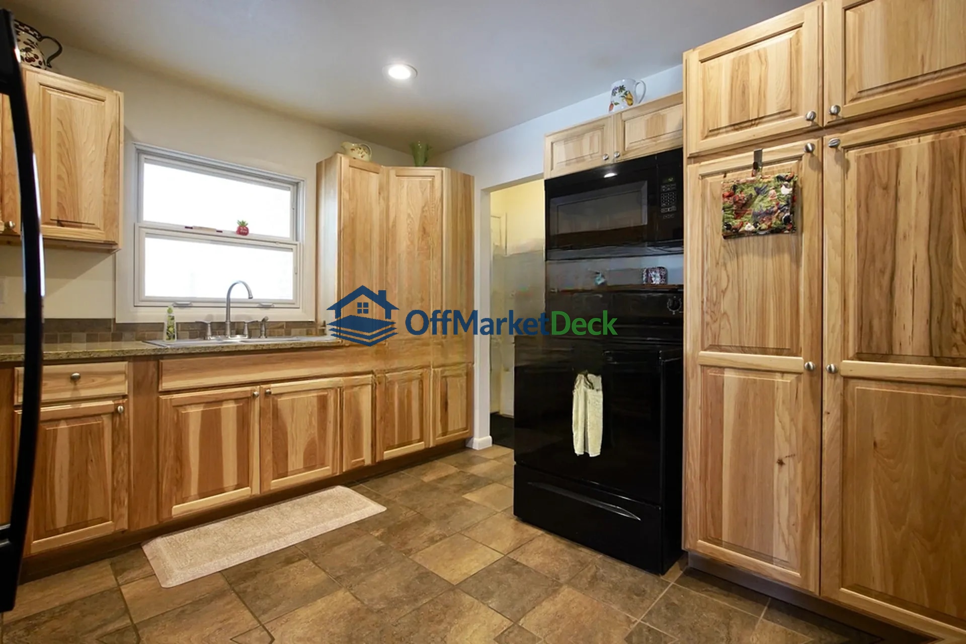 Off-market house in Casper, Wyoming — 4 beds, 2 baths, $340,000 — photo 3 of 8