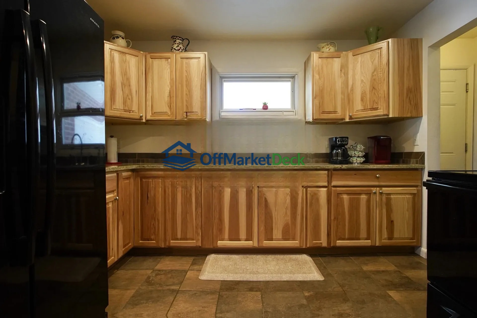 Off-market house in Casper, Wyoming — 4 beds, 2 baths, $340,000 — photo 2 of 8