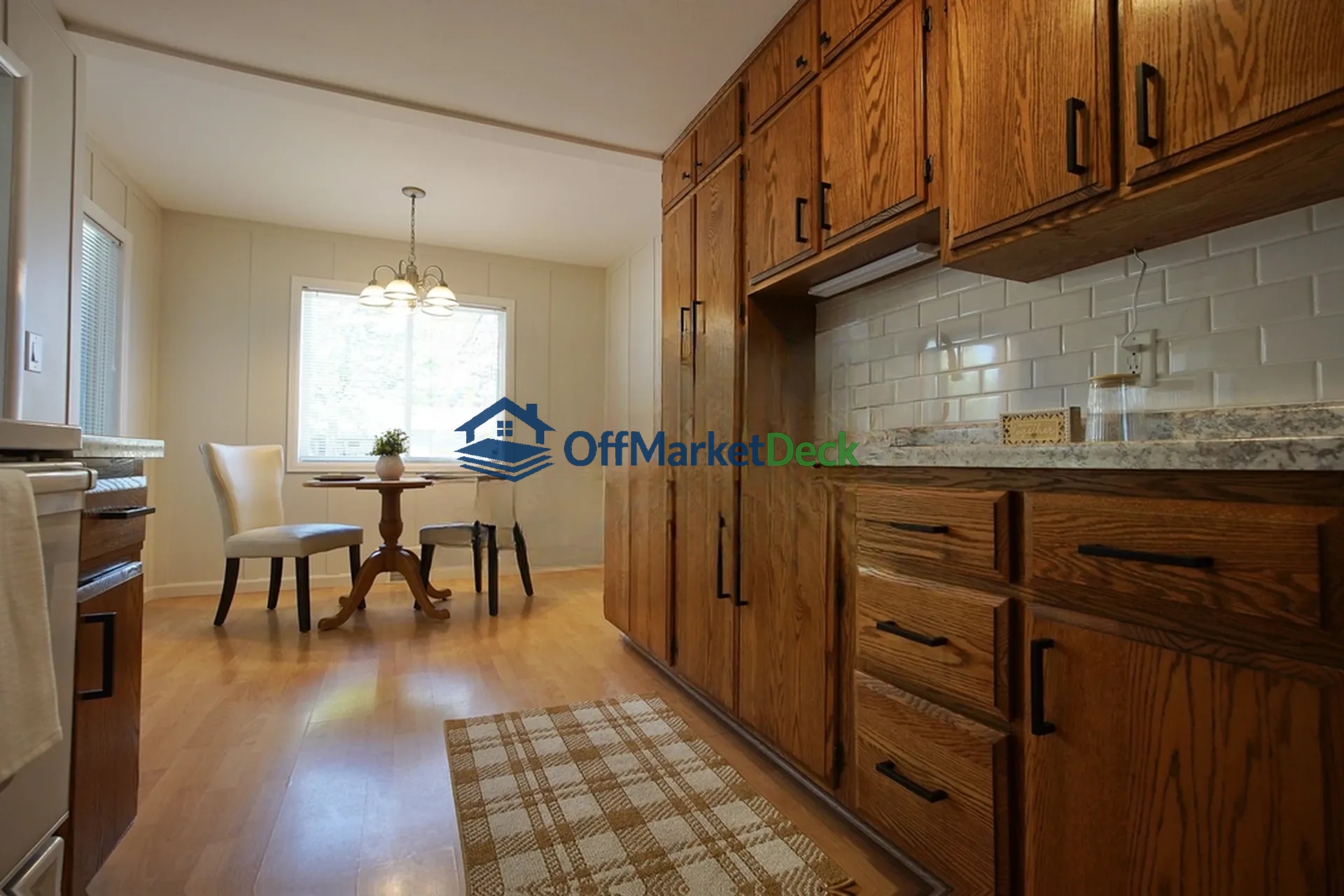 Off-market house in Casper, Wyoming — 2 beds, 1 bath, $255,000 — photo 3 of 8