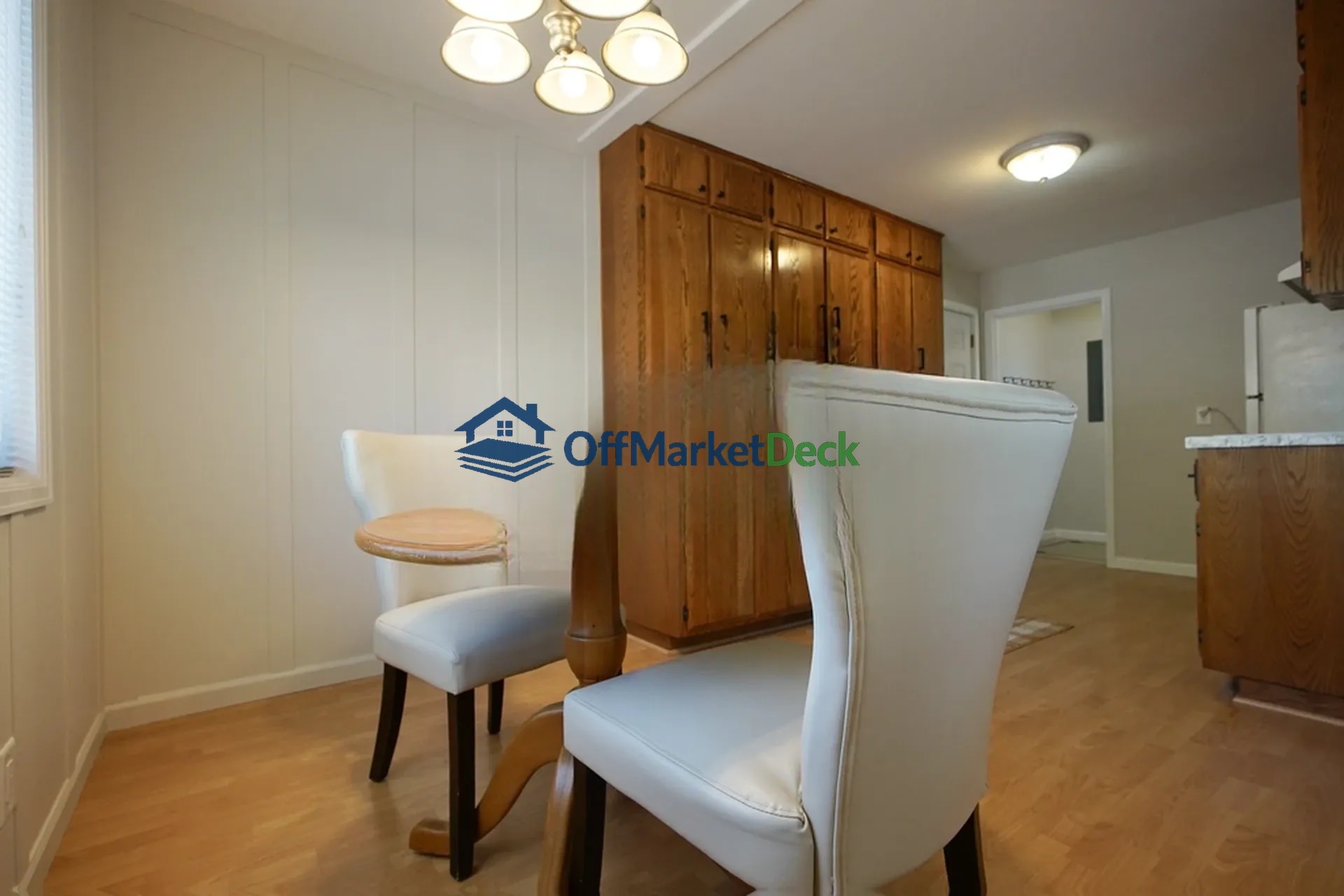 Off-market house in Casper, Wyoming — 2 beds, 1 bath, $255,000 — photo 6 of 8