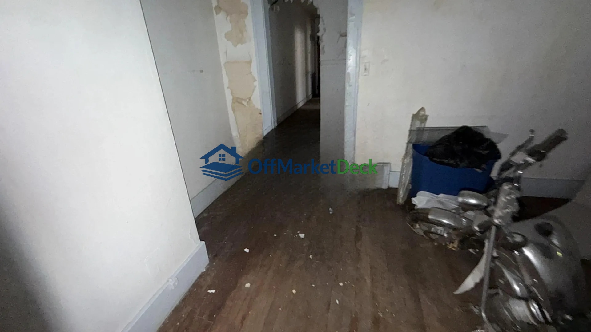 Off-market duplex in Detroit, Michigan — 6 beds, 4 baths, $36,900 — photo 8 of 8