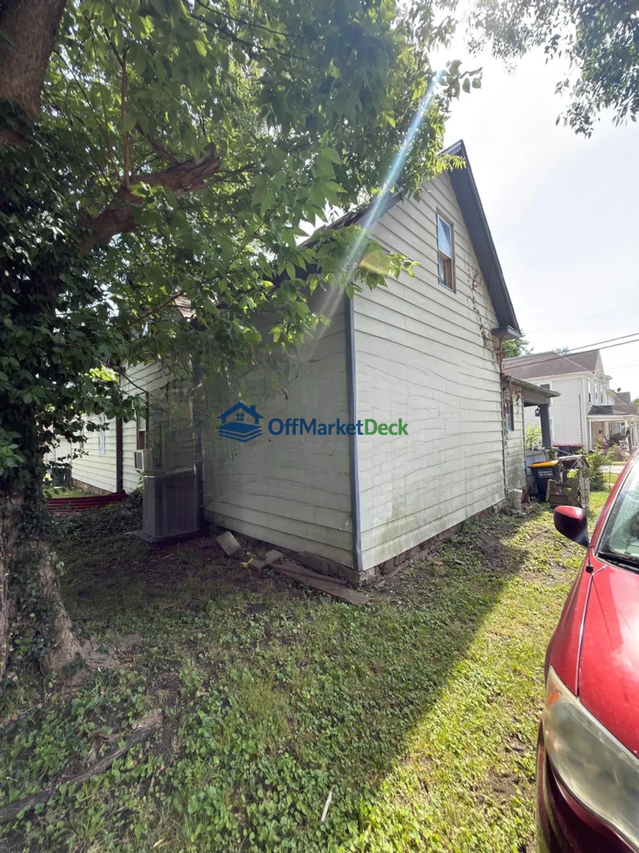 Off-market house in Excelsior Springs, Missouri — 3 beds, 2 baths, $91,690 — photo 6 of 8