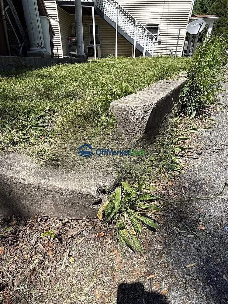 Off-market house in Cumberland, Maryland — 3 beds, 2 baths, $42,050 — photo 7 of 8