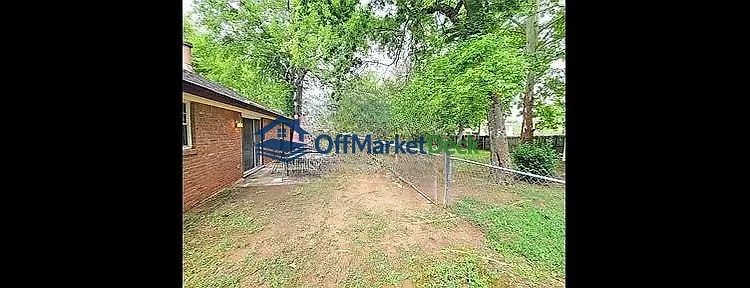 Off-market house in Montgomery, Alabama — 3 beds, 2 baths, $115,000 — photo 7 of 8