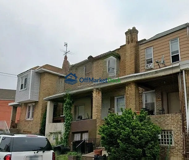 Off-market house in Philadelphia, Pennsylvania — 3 beds, 1 bath, $100,000