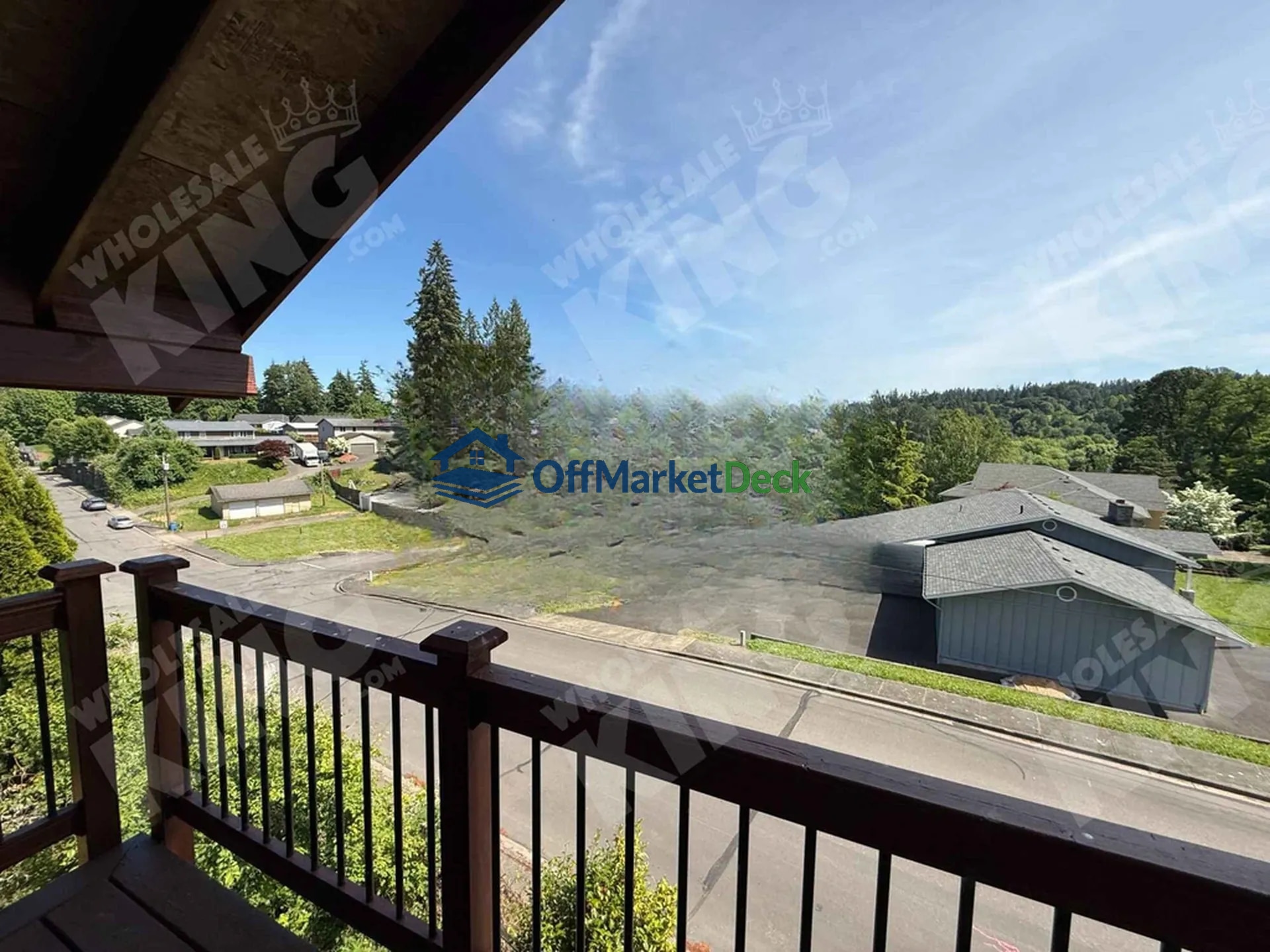 Off-market house in La Center, Washington — 4 beds, 2.5 baths, $349,000 — photo 3 of 8