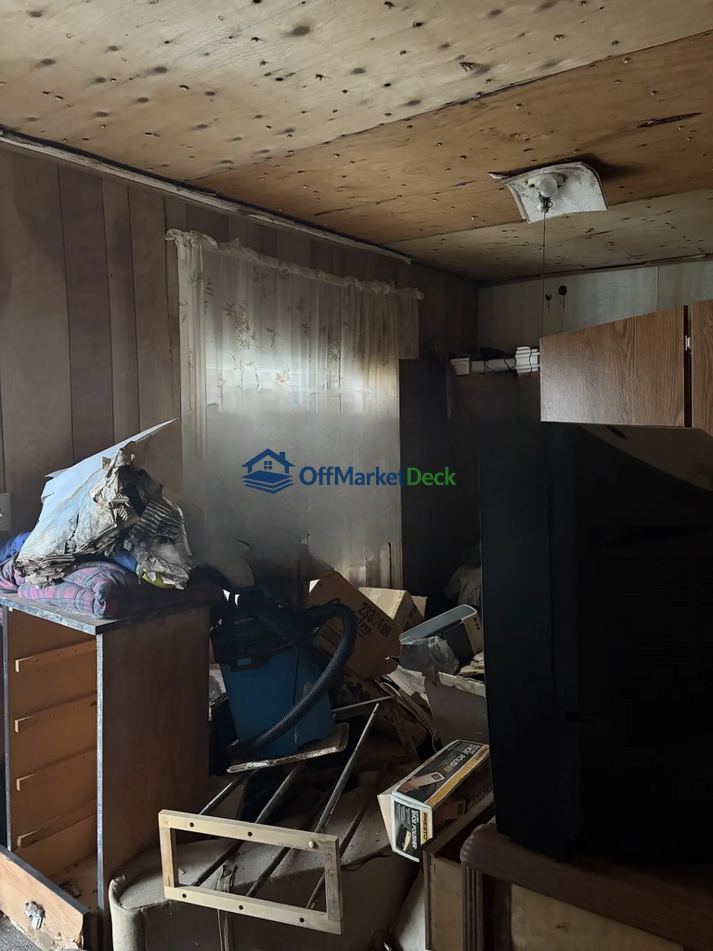 Off-market house in Browns Valley, Minnesota — 3 beds, 2 baths, $22,500 — photo 3 of 8