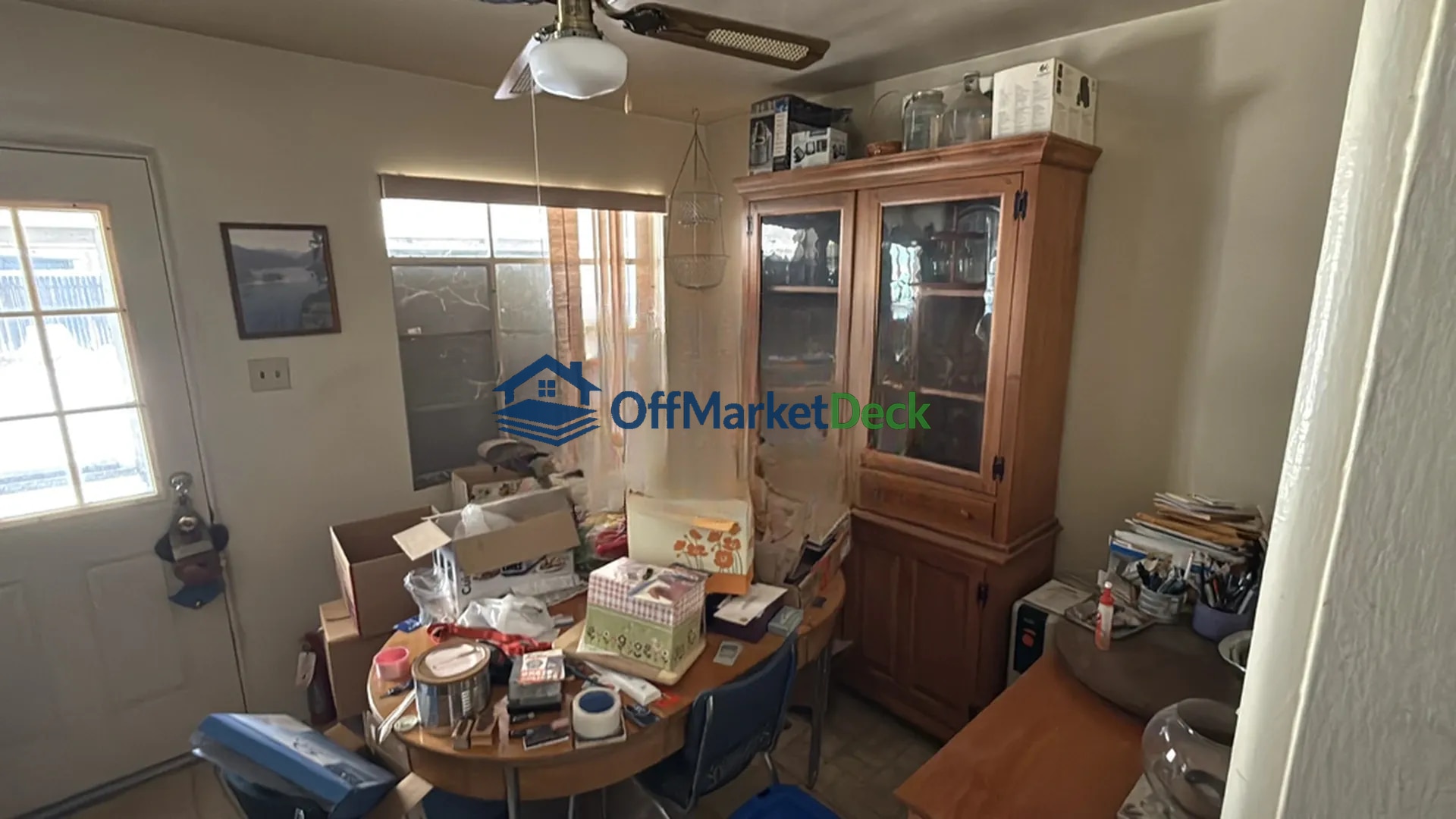 Off-market house in Phoenix, Arizona — 3 beds, 1 bath, $274,990 — photo 5 of 8