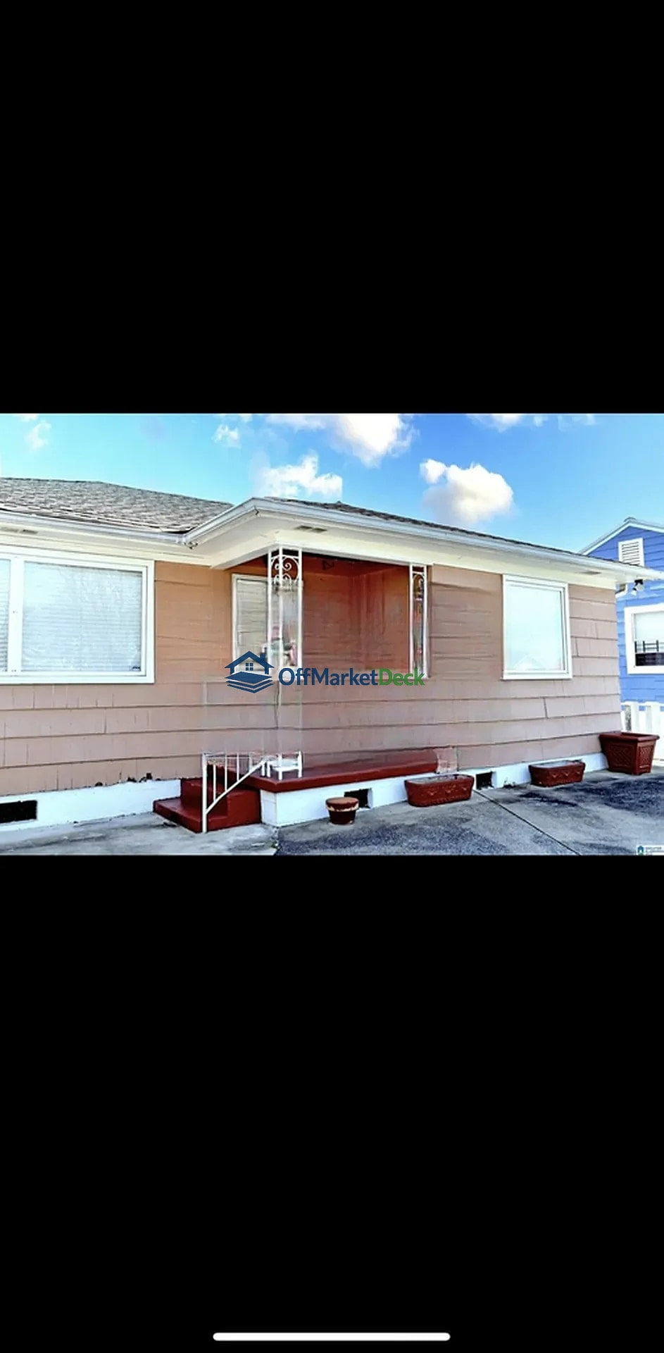 Off-market house in Birmingham, Alabama — 2 beds, 2 baths, $95,000 - Blurred background Image