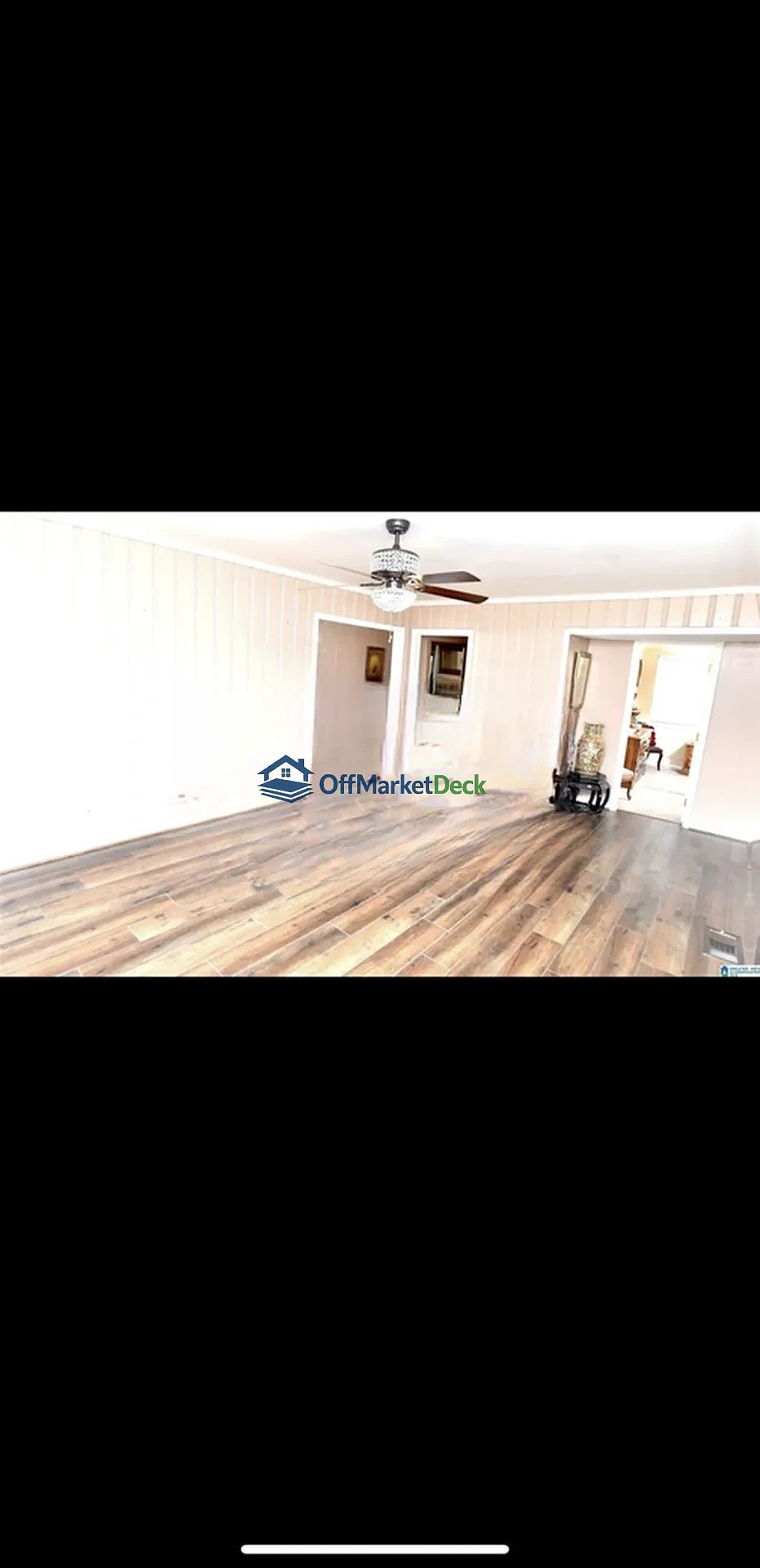 Off-market house in Birmingham, Alabama — 2 beds, 2 baths, $95,000 — photo 2 of 8