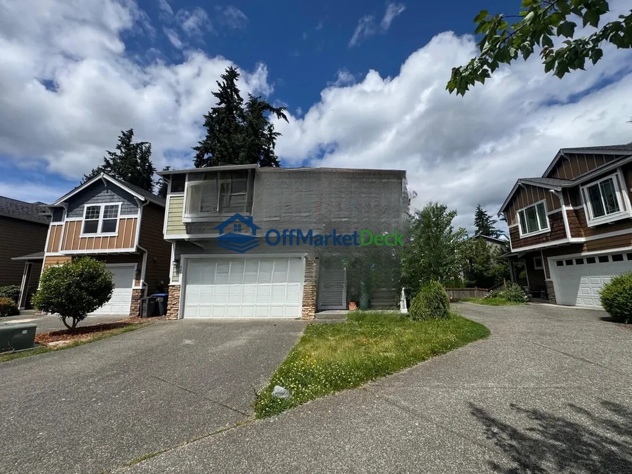 Off-market townhome in Lynnwood, Washington — 4 beds, 2.5 baths, $519,900 — photo 6 of 8