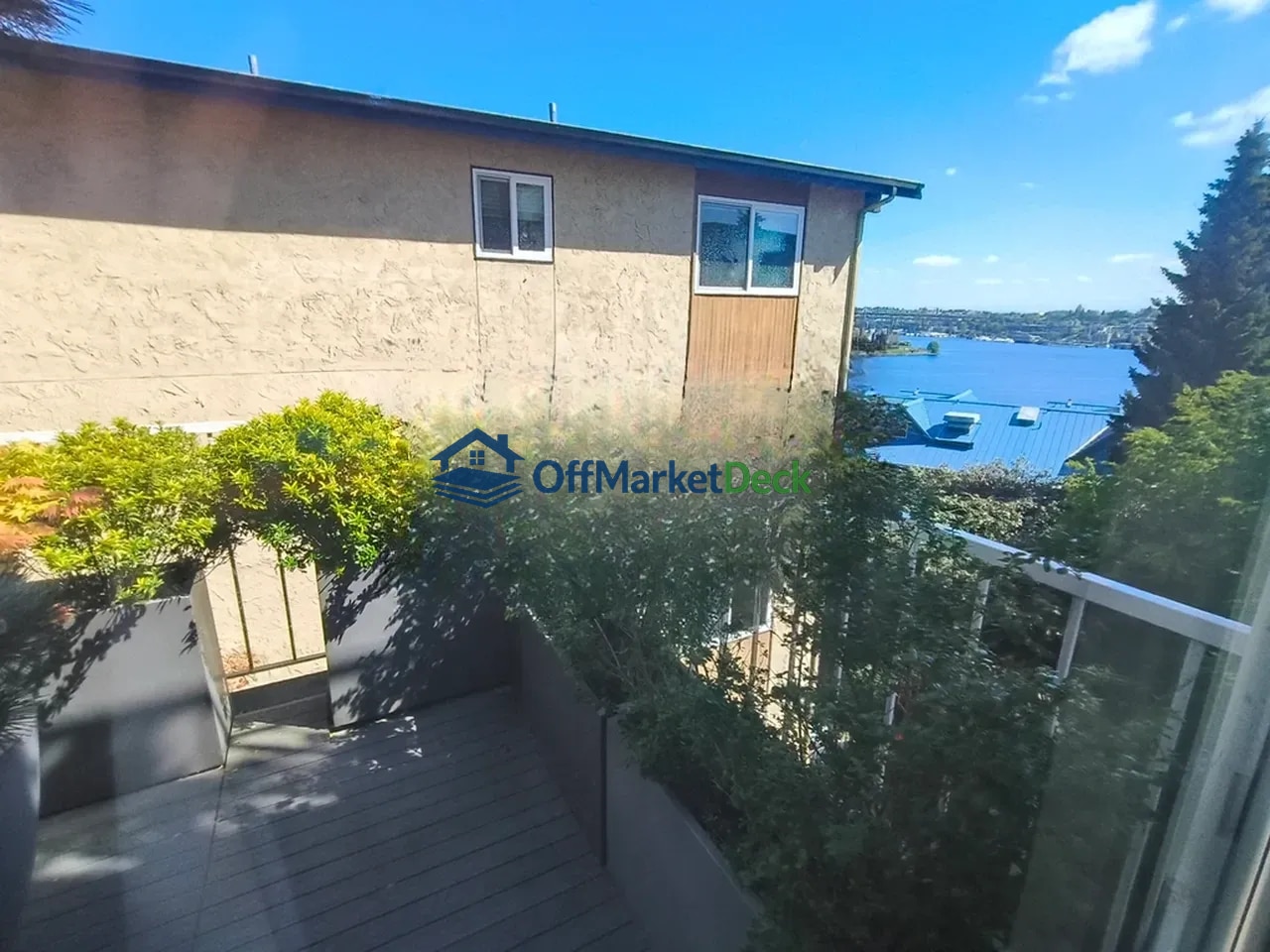 Off-market townhome in Seattle, Washington — 2 beds, 1.5 baths, $564,900 — photo 5 of 8