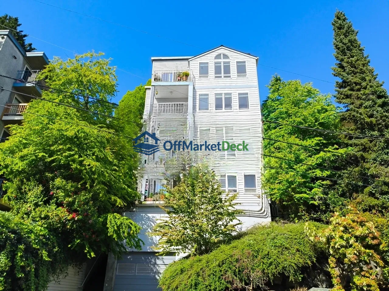 Off-market townhome in Seattle, Washington — 2 beds, 1.5 baths, $564,900