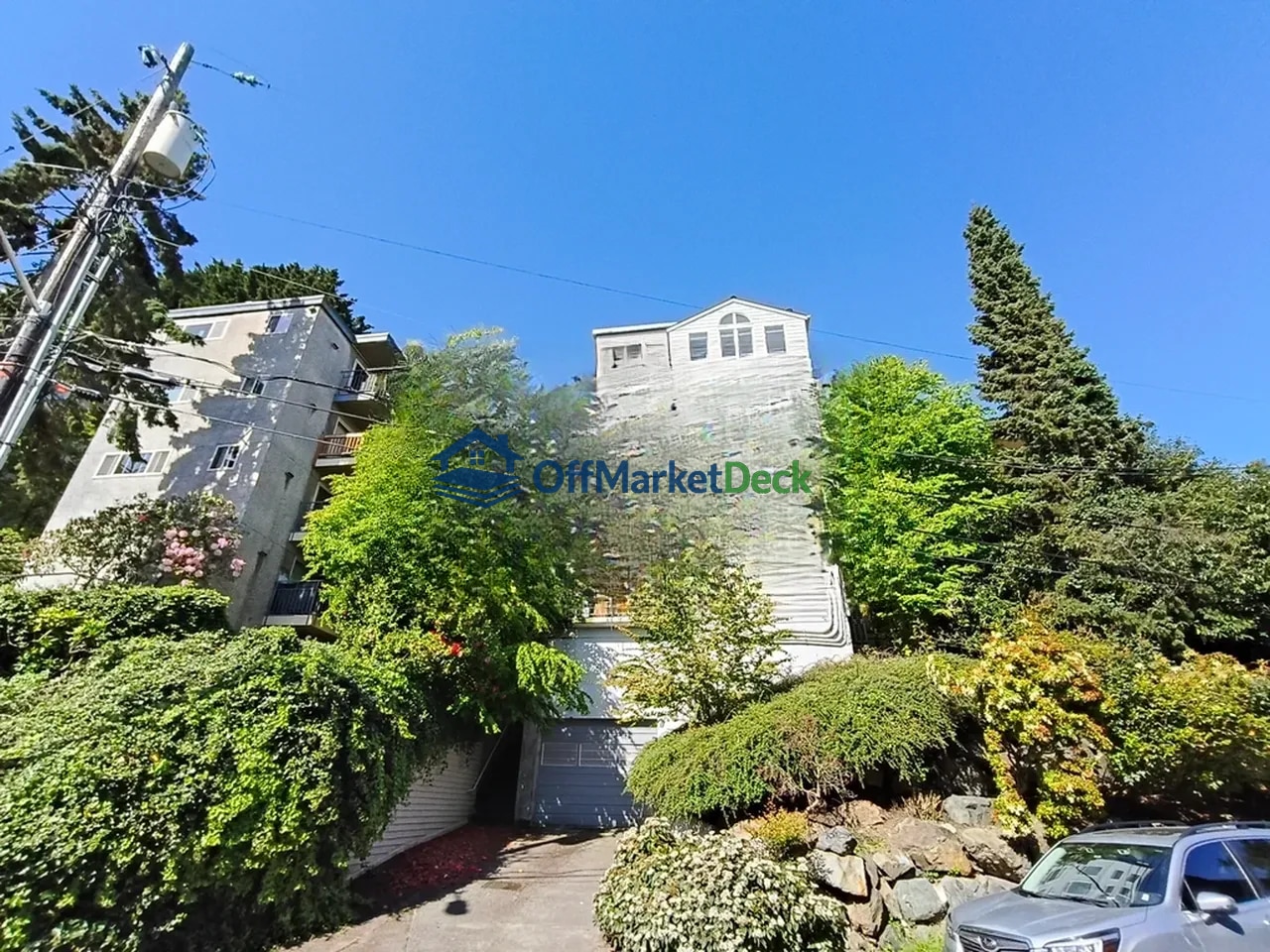 Off-market townhome in Seattle, Washington — 2 beds, 1.5 baths, $564,900 — photo 8 of 8