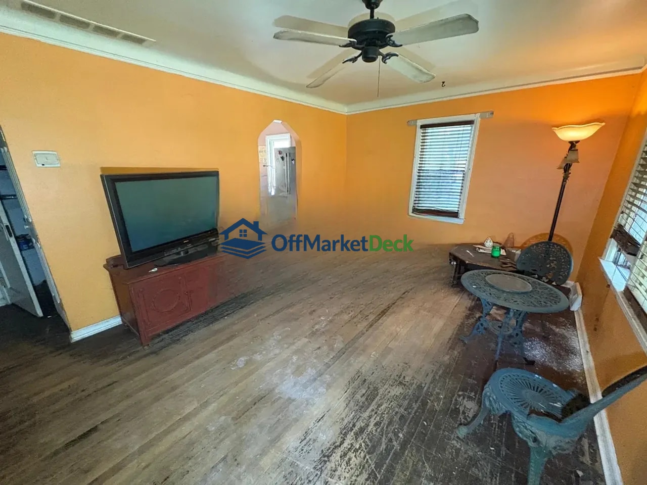 Off-market house in Warren, Michigan — 3 beds, 1 bath, $67,900 — photo 7 of 8