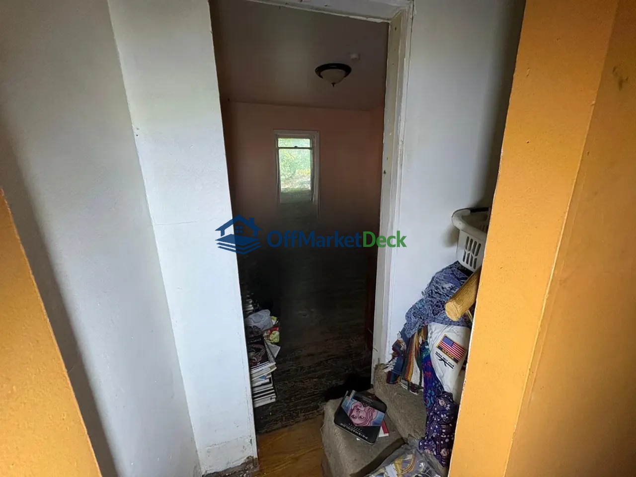 Off-market house in Warren, Michigan — 3 beds, 1 bath, $67,900 — photo 8 of 8